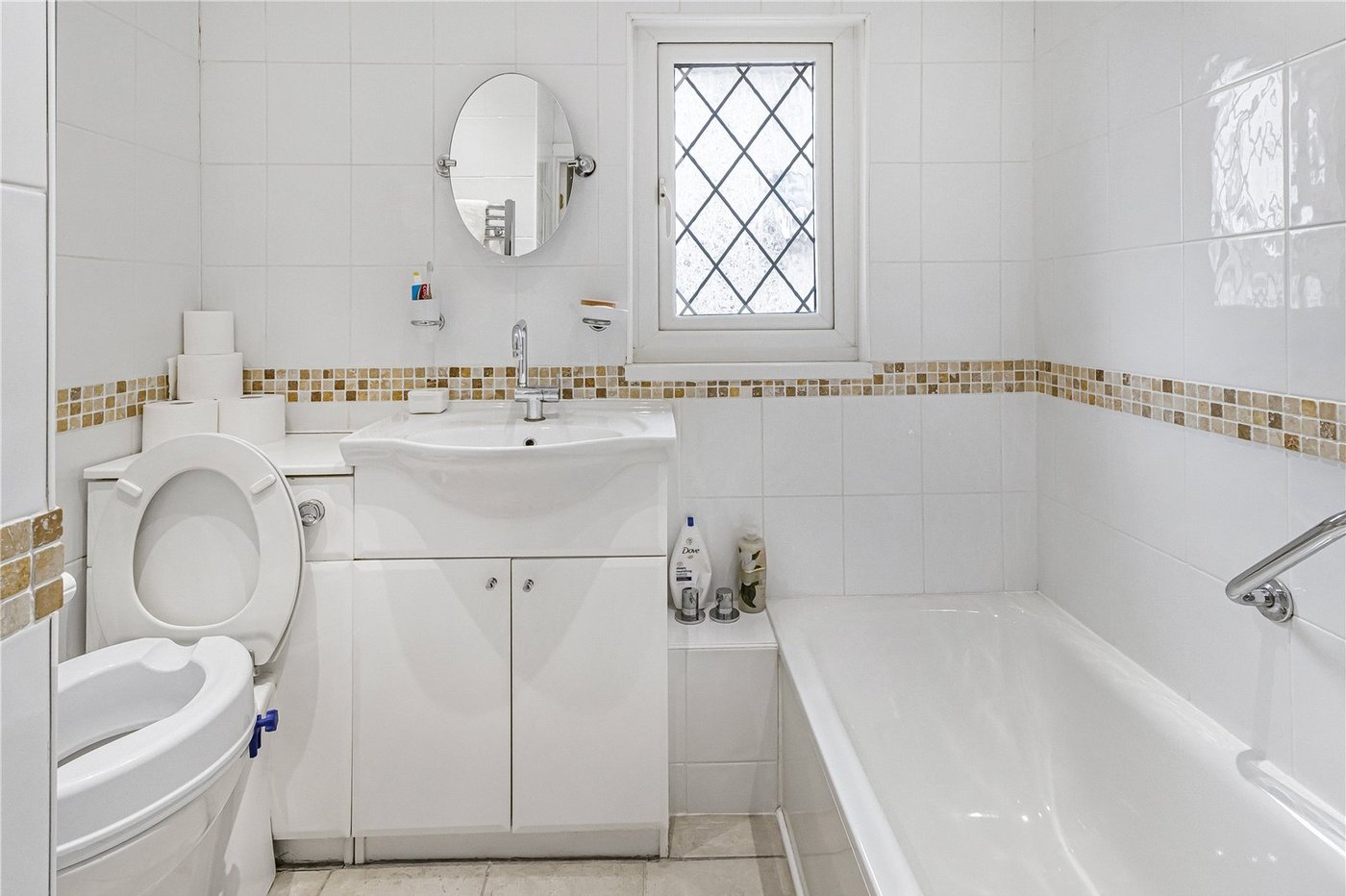 2 bedroom house for sale in Welling | Robinson Jackson