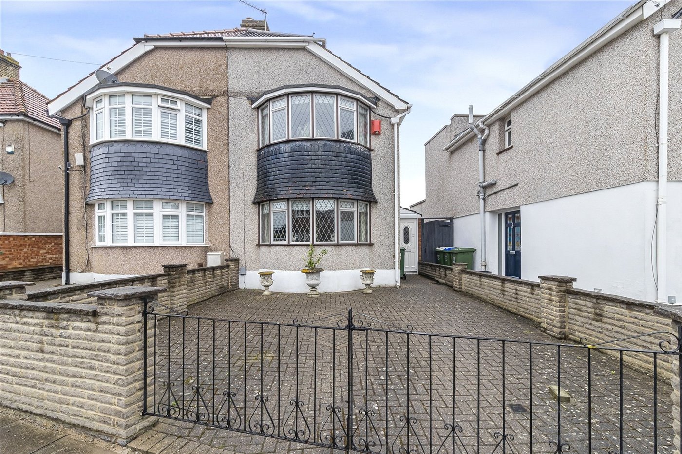 2 bedroom house for sale in Welling | Robinson Jackson