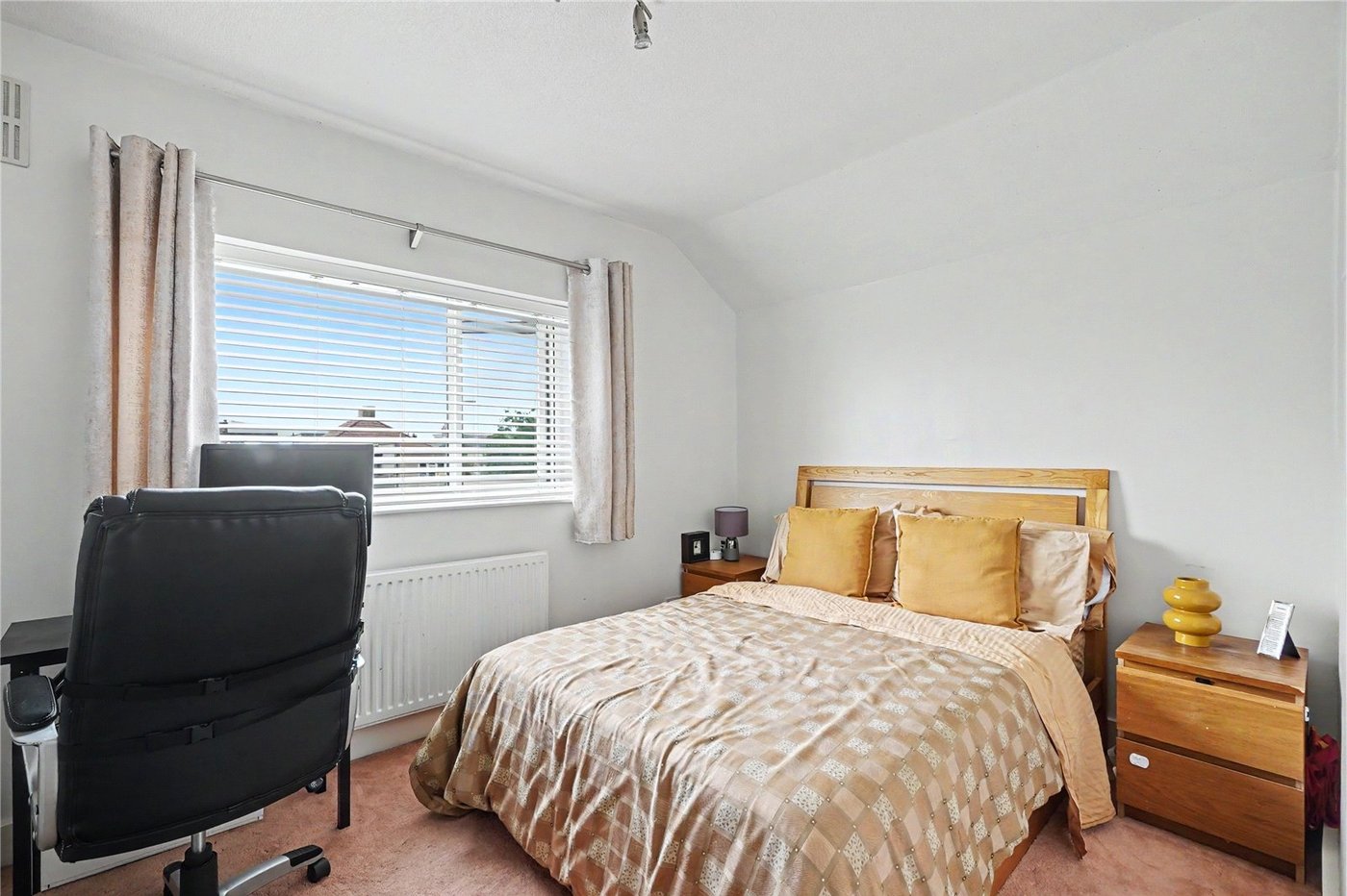 4 bedroom house for sale in Welling | Robinson Jackson