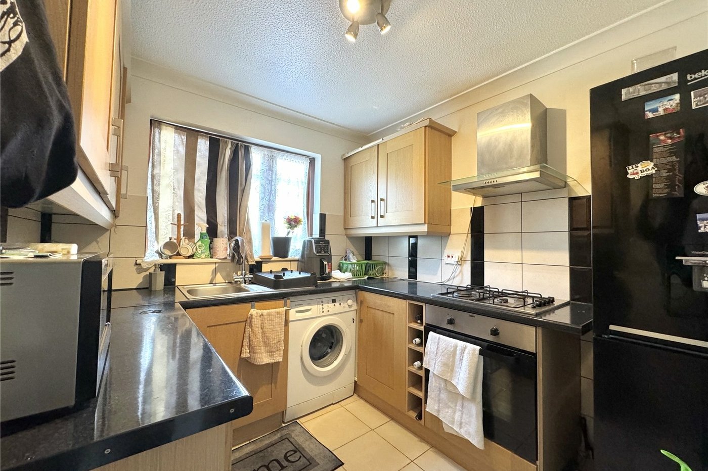 2 bedroom house for sale in London | Robinson Jackson