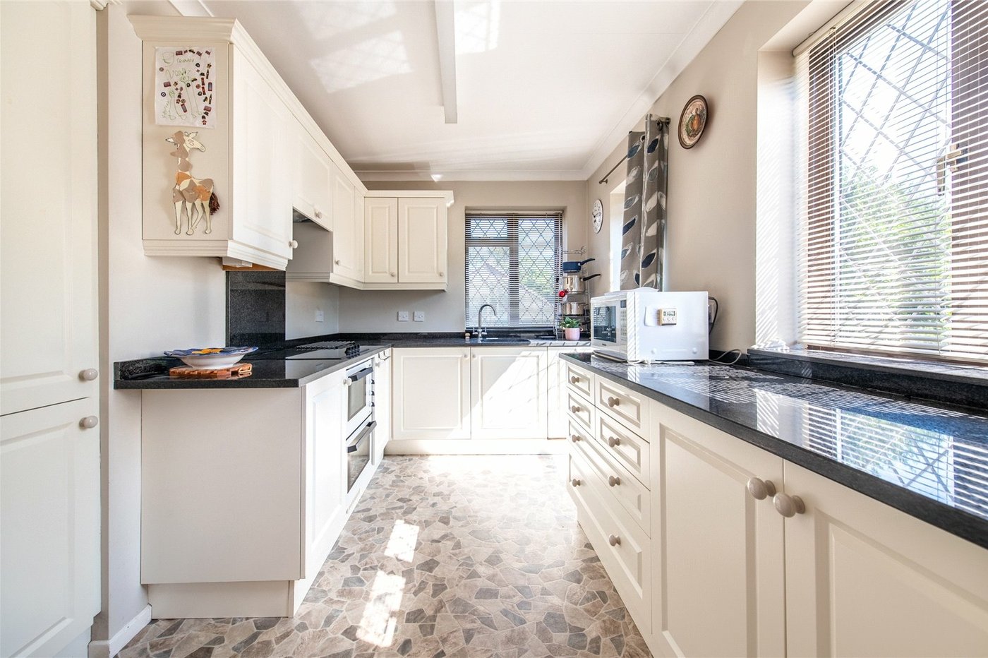 3 bedroom house for sale in Meopham | Robinson Michael & Jackson