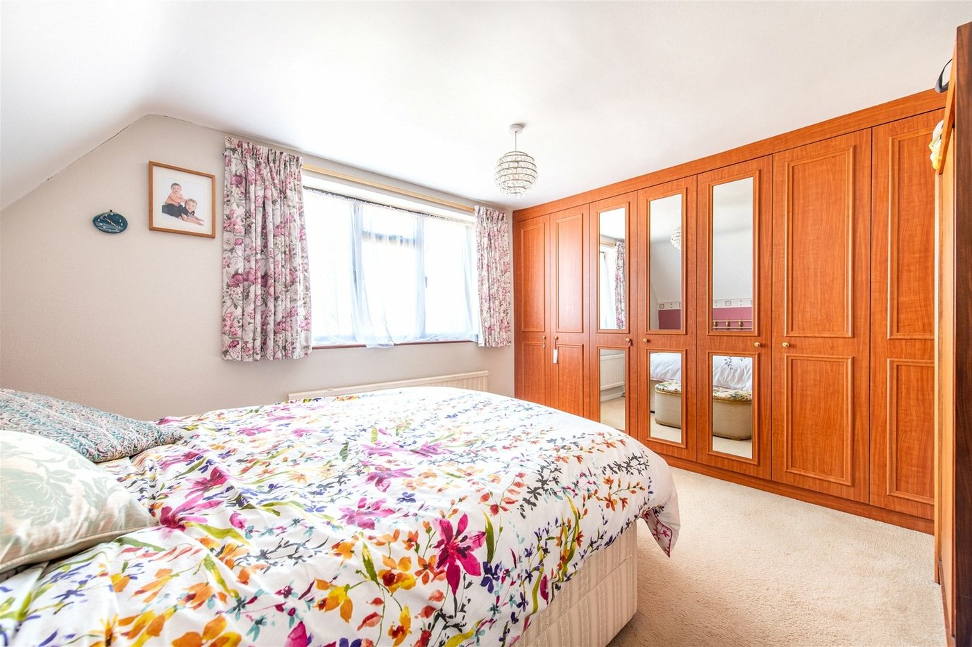 3 bedroom house for sale in Meopham | Robinson Michael & Jackson