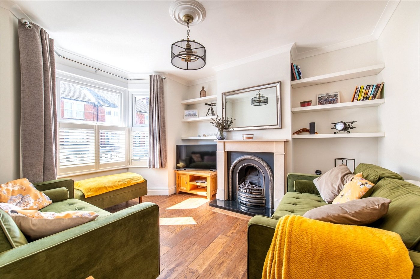 2 bedroom house for sale in Gravesend | Robinson Michael & Jackson