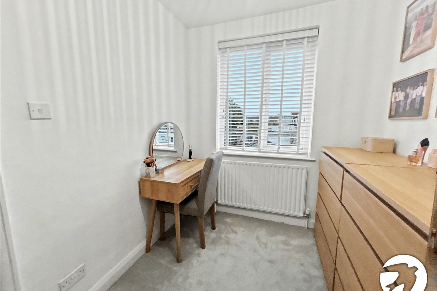 2 bedroom house for sale in Sidcup | Robinson Jackson