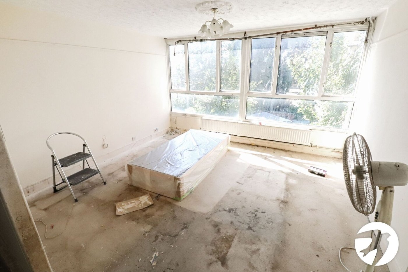 4 bedroom house for sale in London | Robinson Jackson