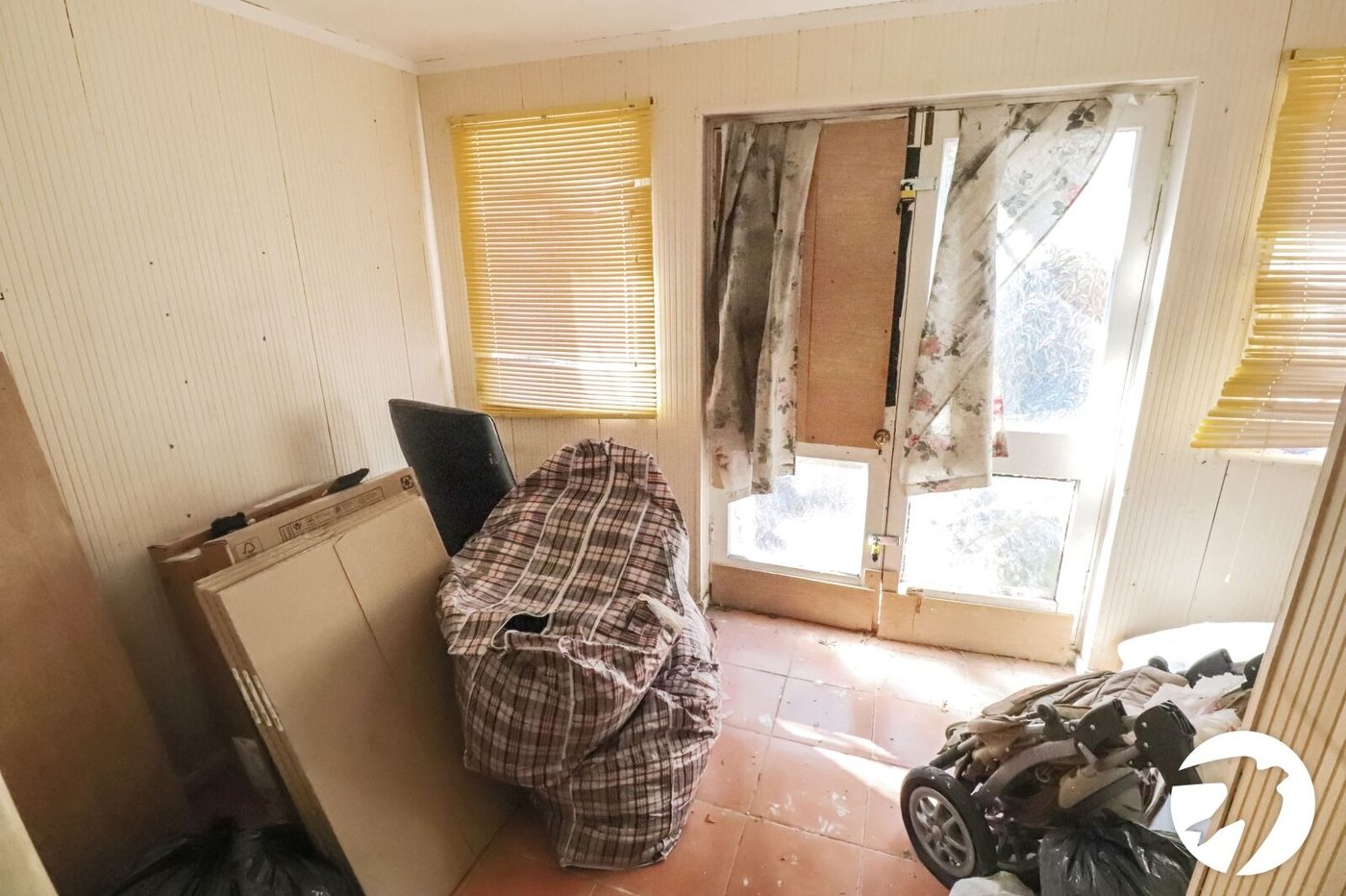 4 bedroom house for sale in London | Robinson Jackson