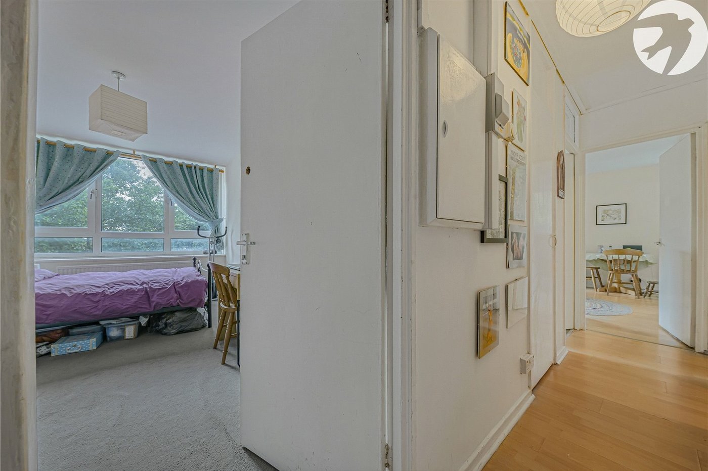 2 bedroom property for sale in London | Robinson Jackson