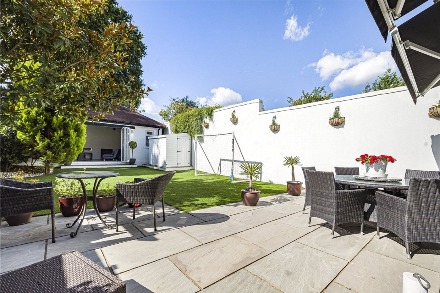 3 bedroom house for sale in Orpington | Robinson Jackson