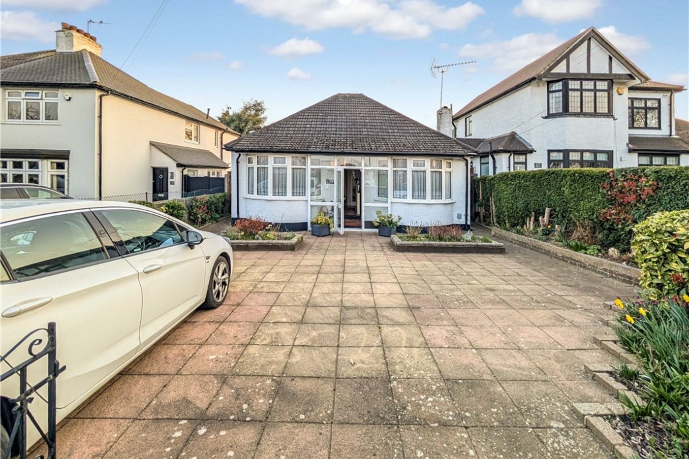 2 bedroom bungalow for sale in Orpington | Robinson Jackson