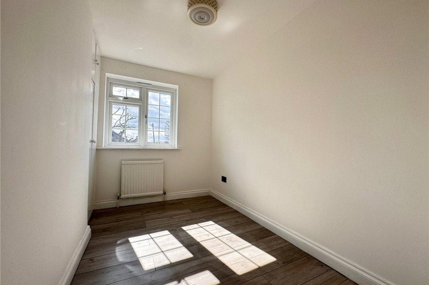 4 bedroom house for sale in Orpington | Robinson Jackson