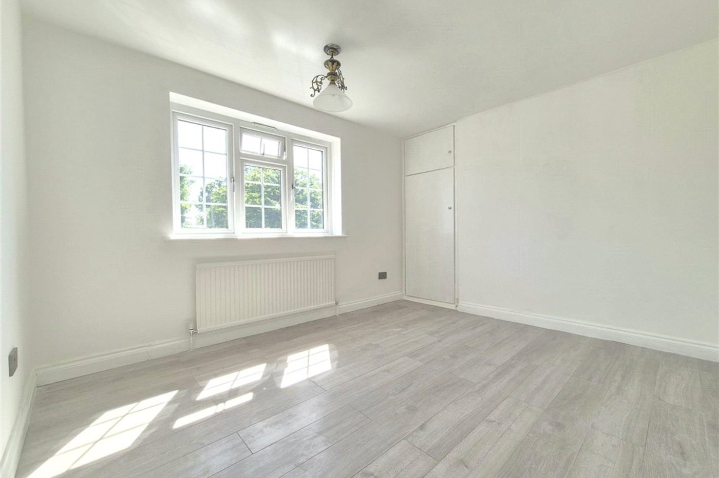 4 bedroom house for sale in Orpington | Robinson Jackson