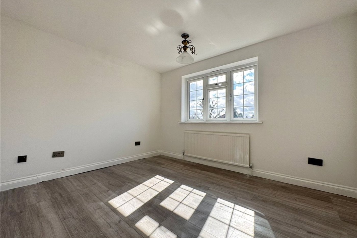 4 bedroom house for sale in Orpington | Robinson Jackson