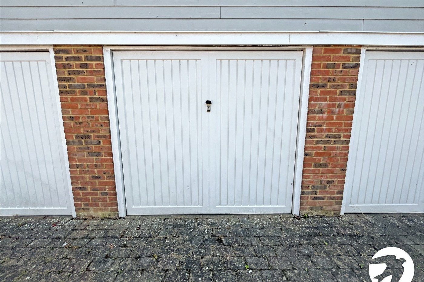 2 bedroom property for sale in Snodland | Robinson Michael & Jackson