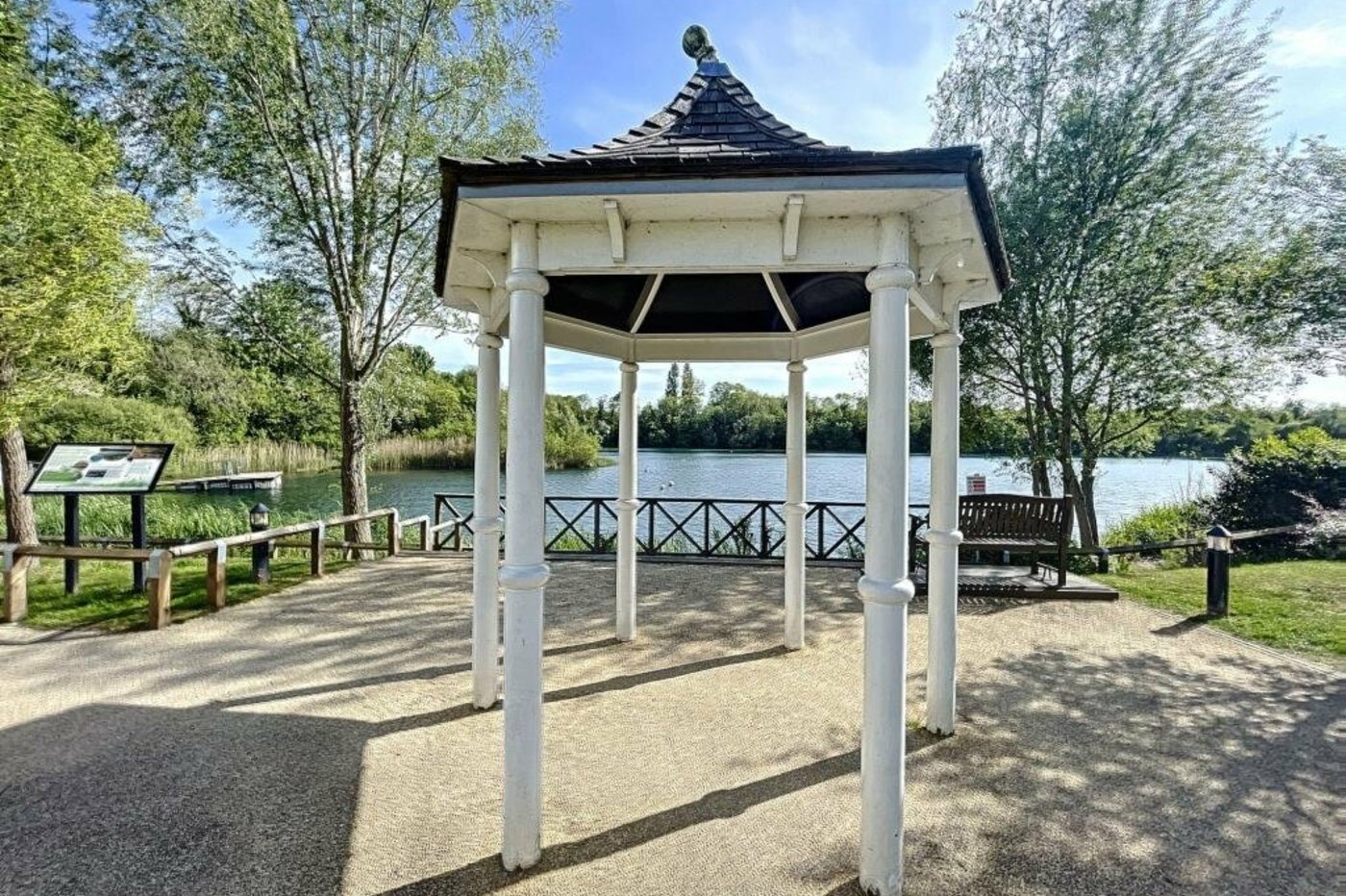 2 bedroom property for sale in Snodland | Robinson Michael & Jackson