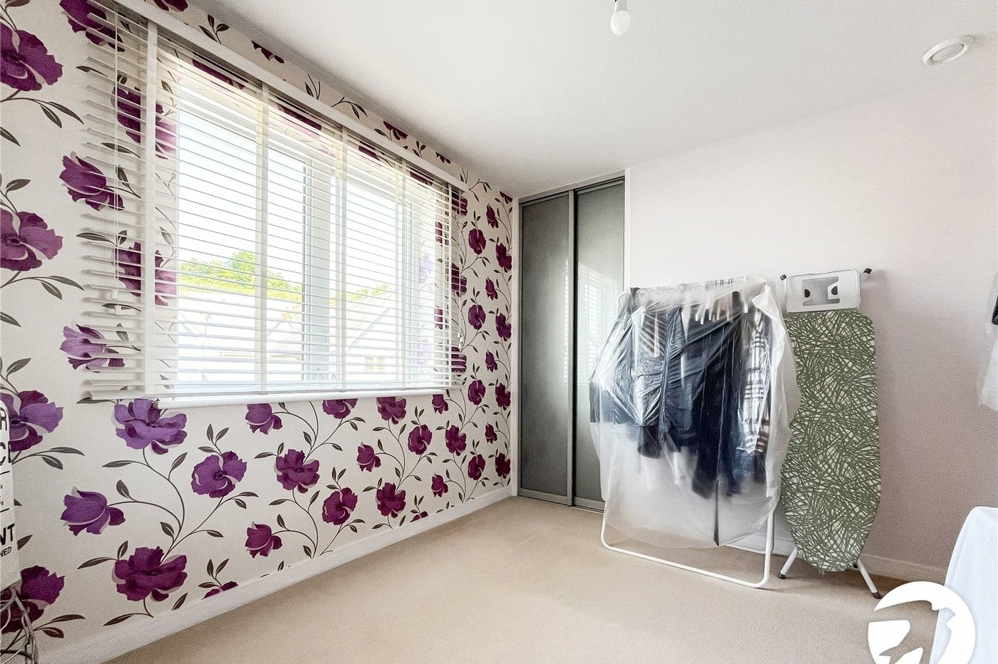 2 bedroom property for sale in Snodland | Robinson Michael & Jackson