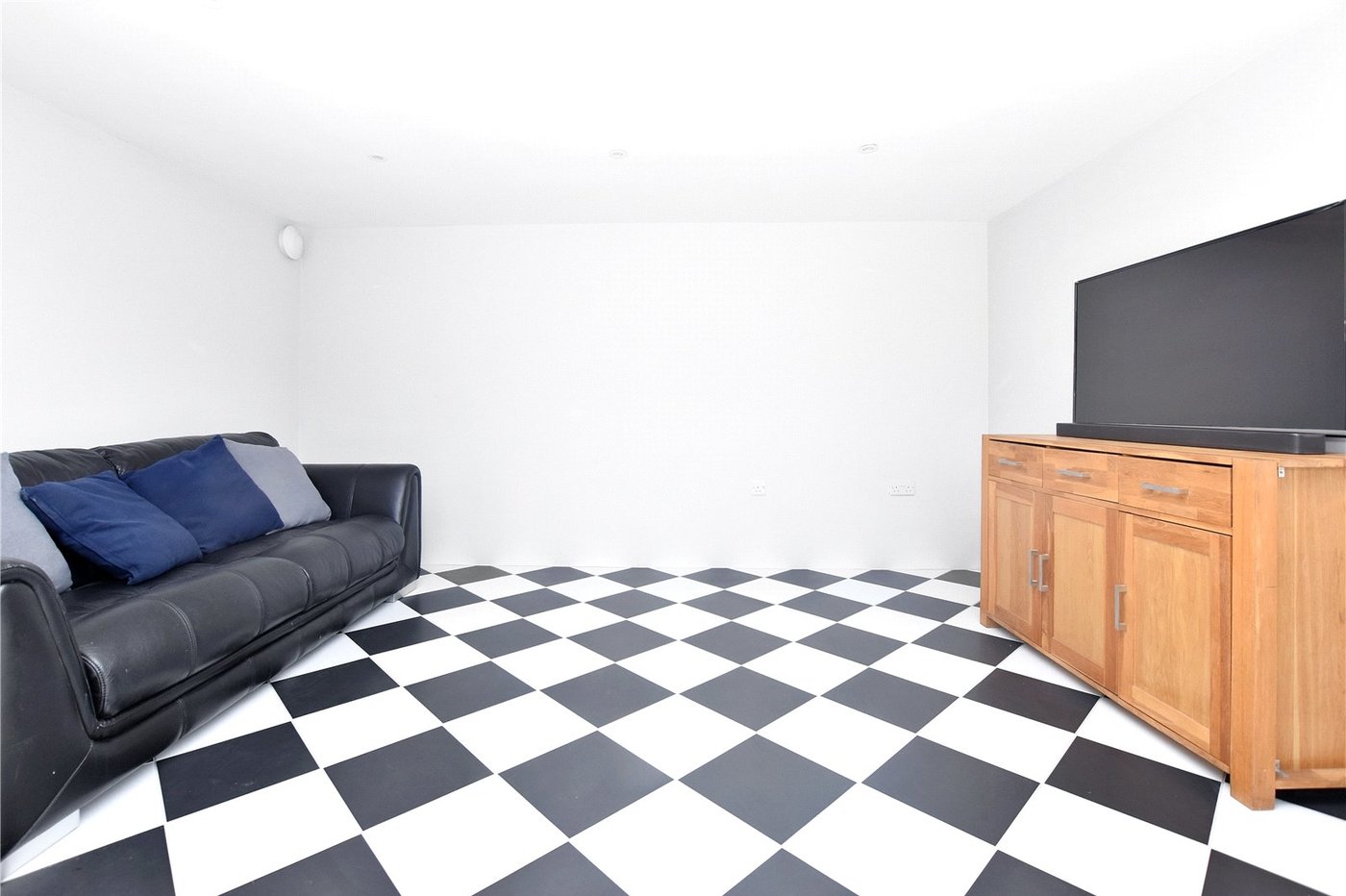 3 bedroom house for sale in Bexleyheath | Robinson Jackson