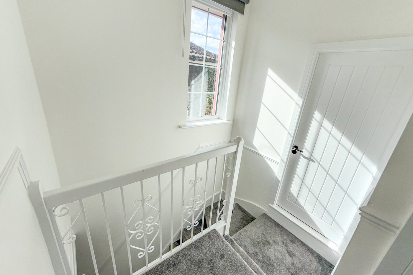 3 bedroom house for sale in London | Robinson Jackson