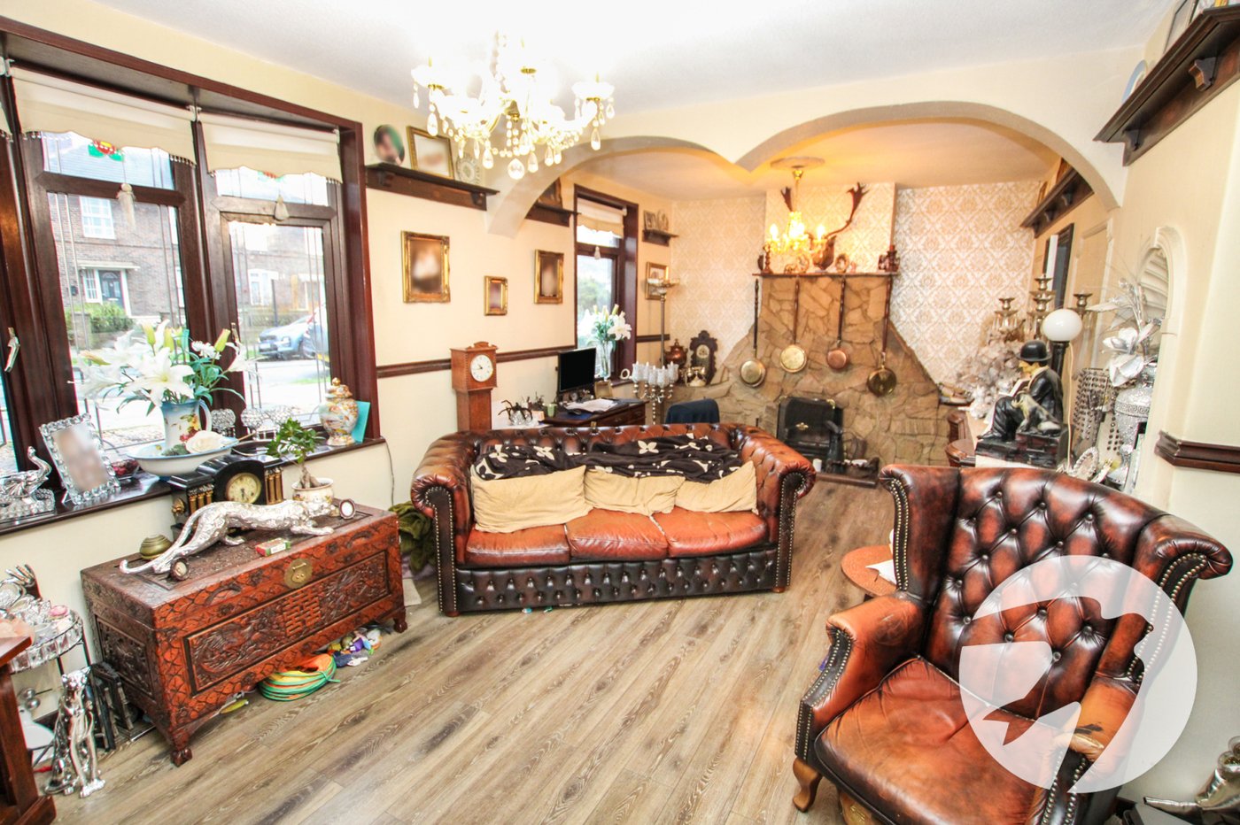 3 bedroom house for sale in London | Robinson Jackson