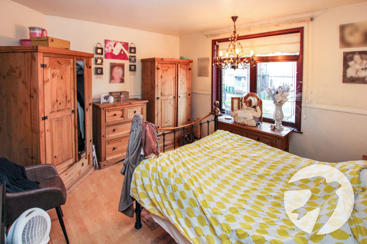 3 bedroom house for sale in London | Robinson Jackson