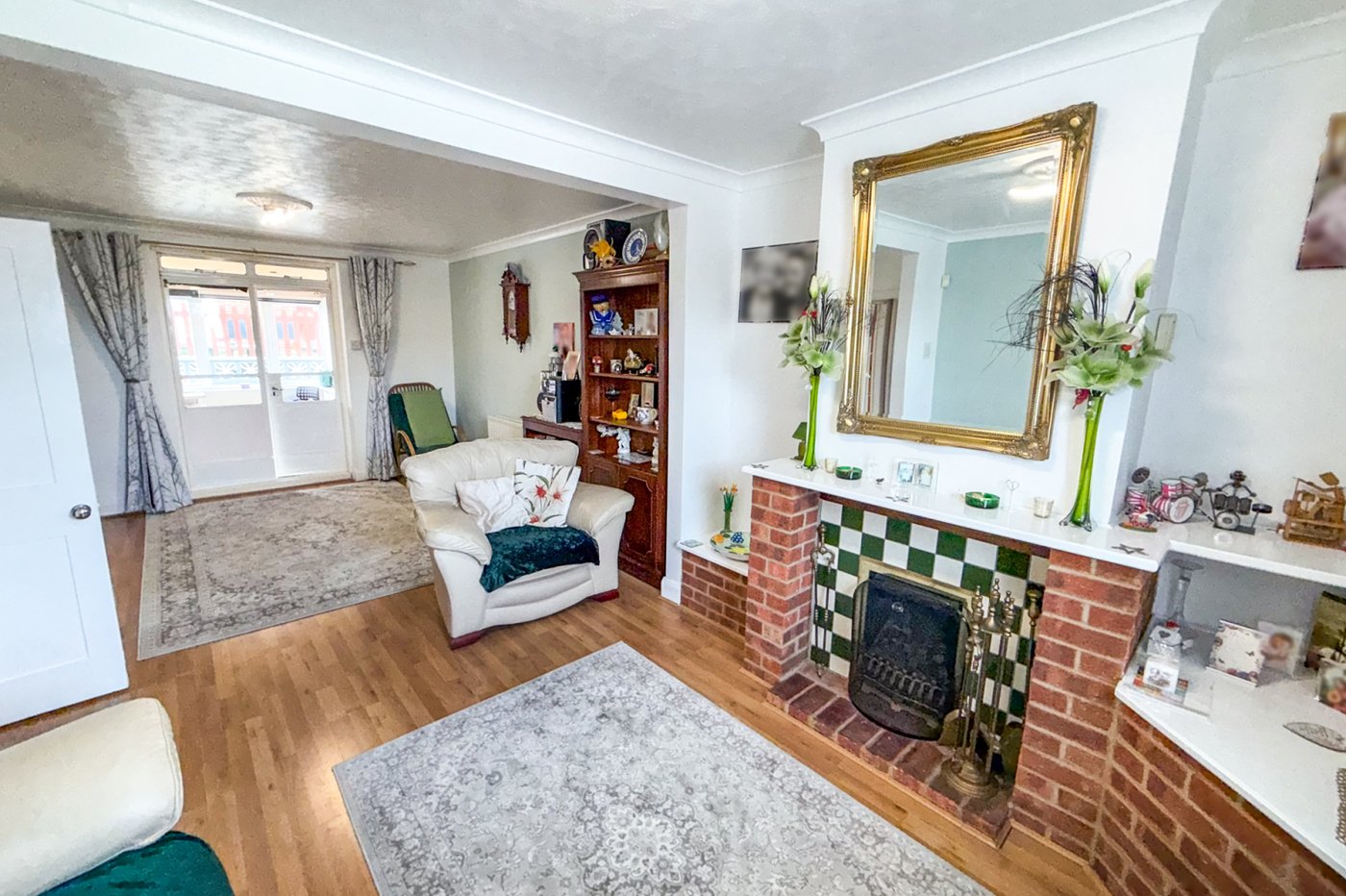 3 bedroom house for sale in London | Robinson Jackson