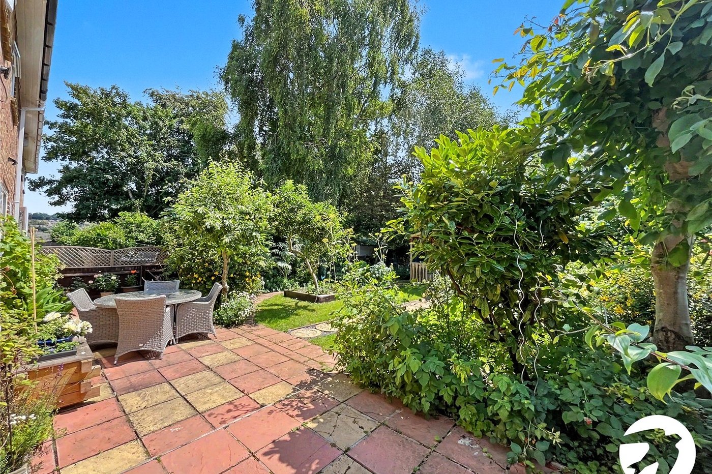 3 bedroom house for sale in Walderslade | Robinson Michael & Jackson