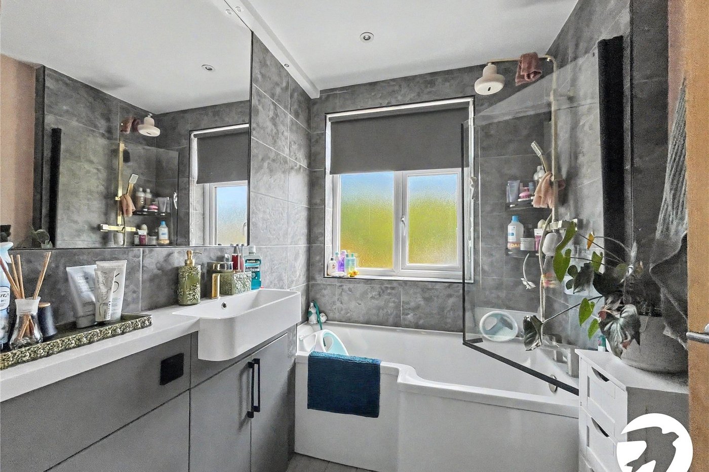 3 bedroom house for sale in Walderslade | Robinson Michael & Jackson