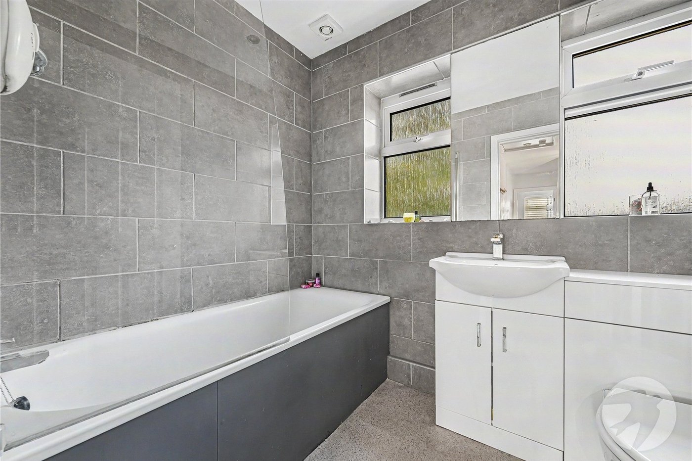 2 bedroom property for sale in Sidcup | Robinson Jackson
