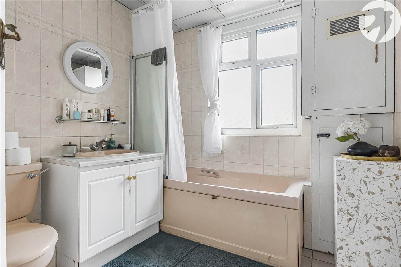 4 bedroom house for sale in West Dartford | Robinson Jackson