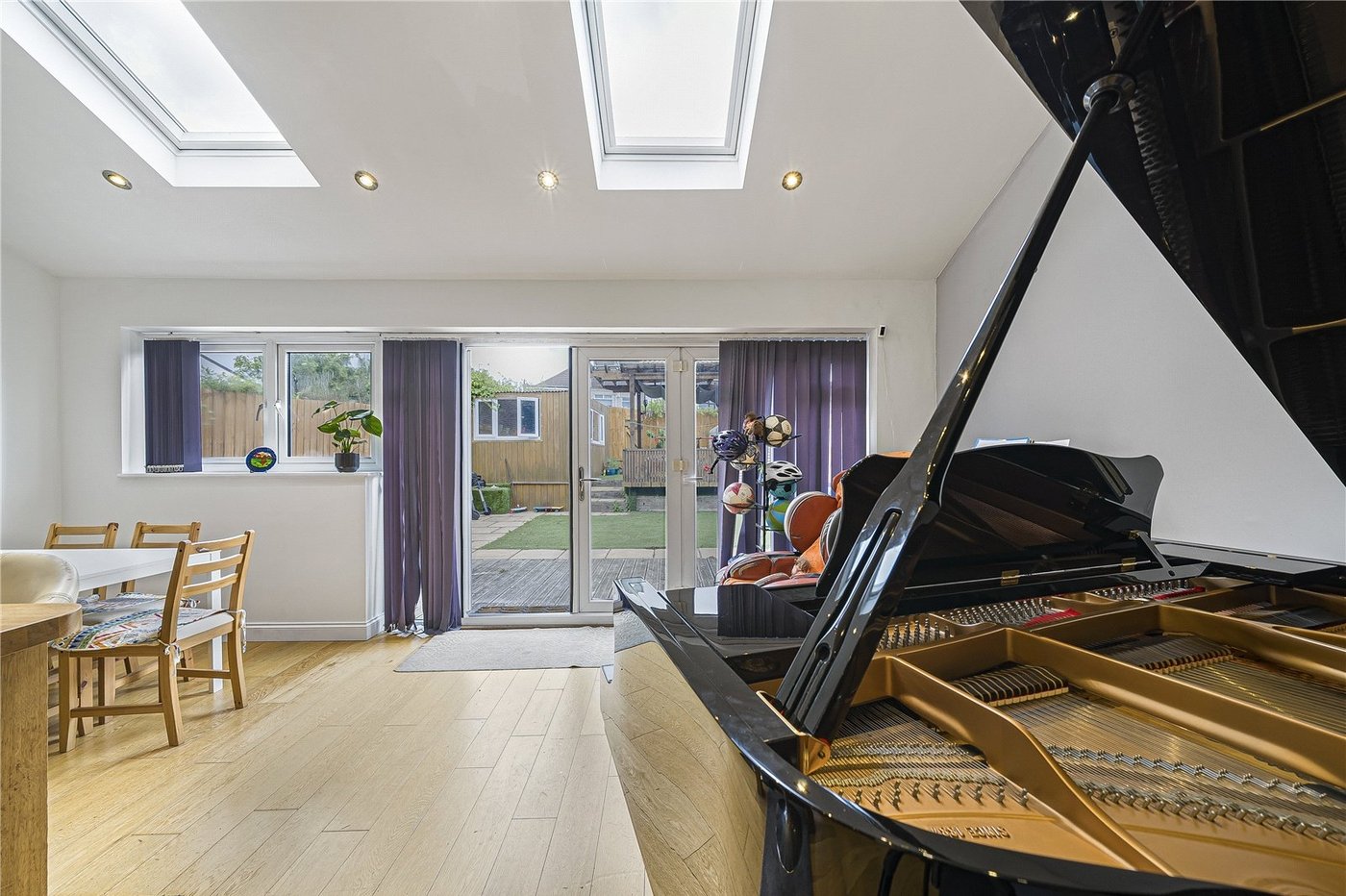 4 bedroom house for sale in Dartford | Robinson Jackson