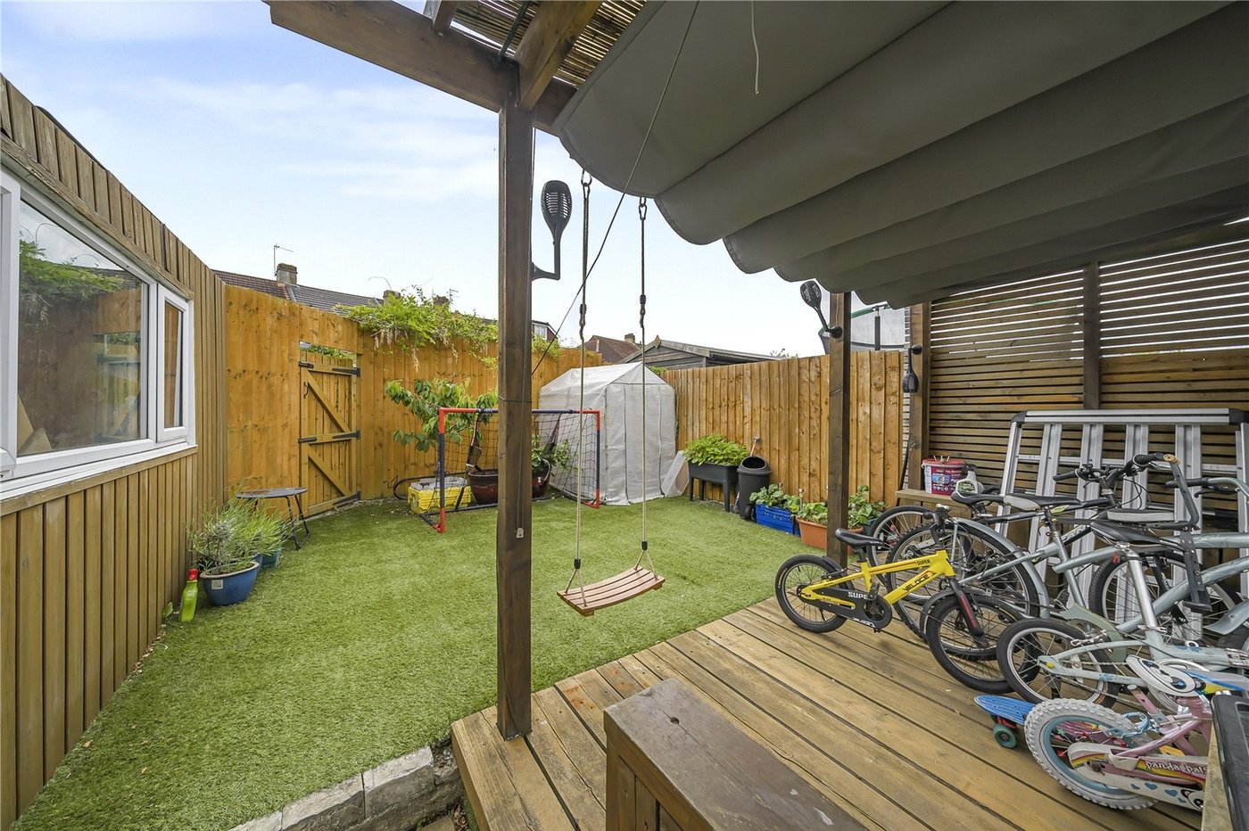 4 bedroom house for sale in Dartford | Robinson Jackson