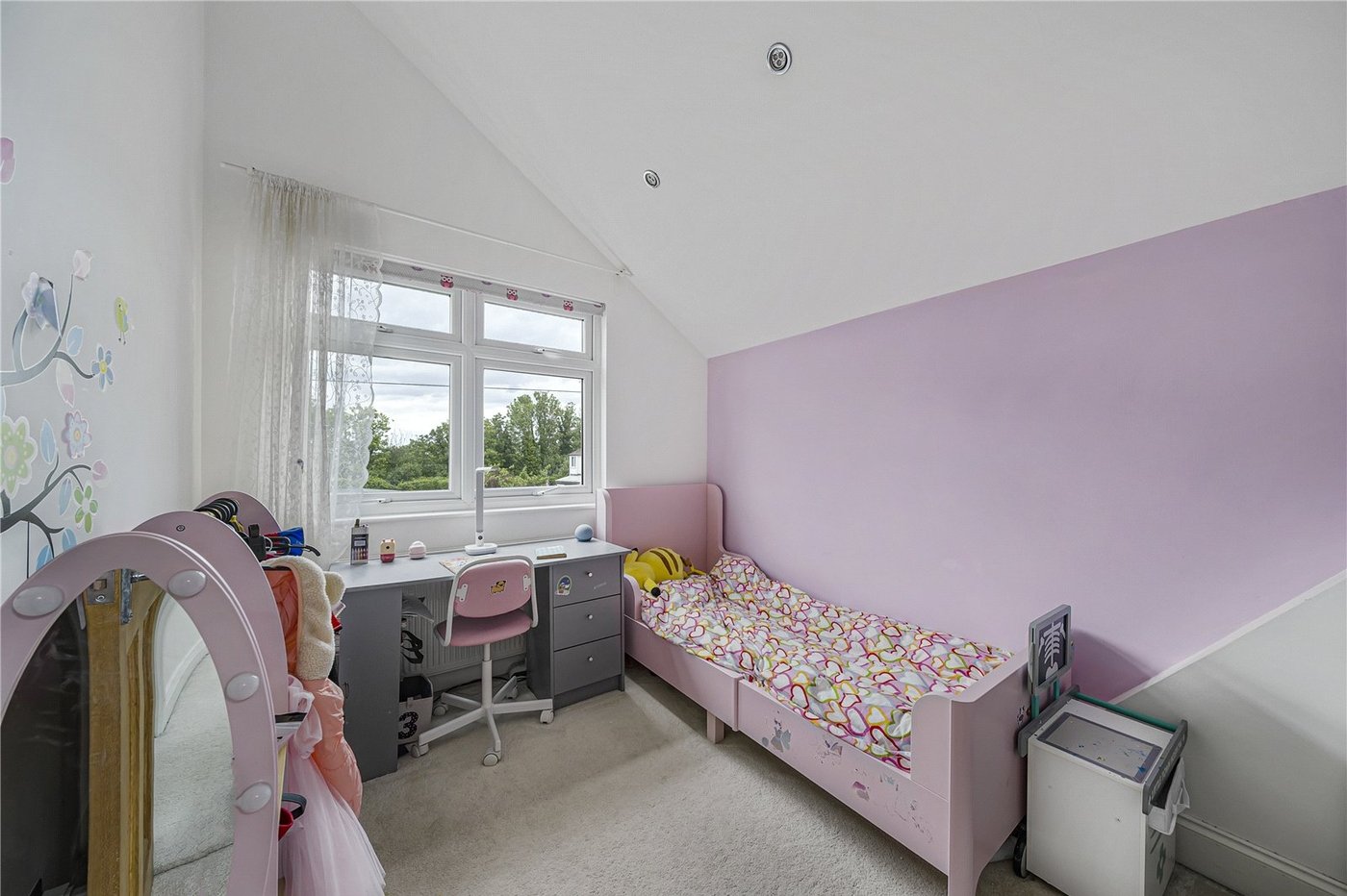 4 bedroom house for sale in Dartford | Robinson Jackson