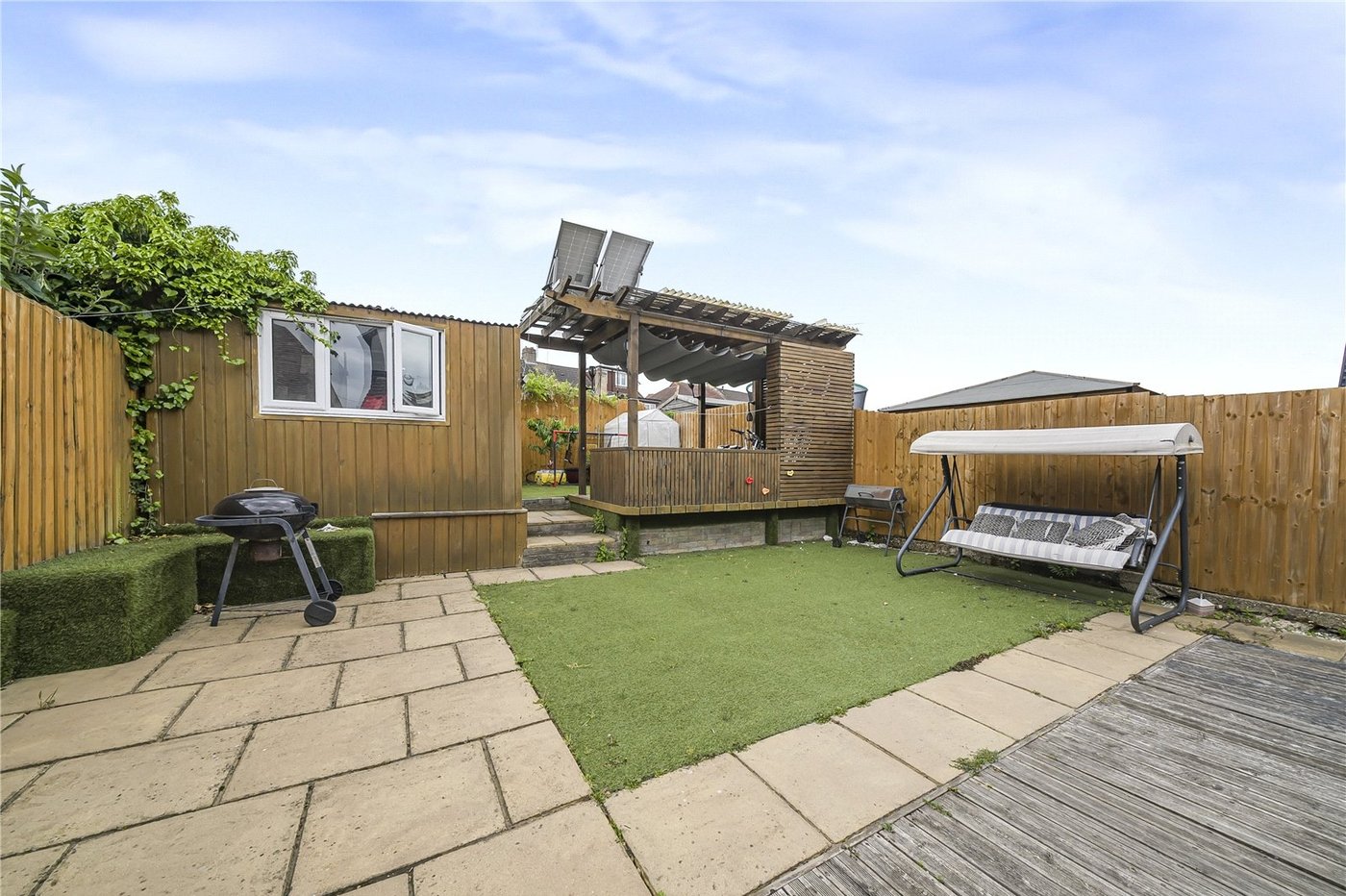 4 bedroom house for sale in Dartford | Robinson Jackson