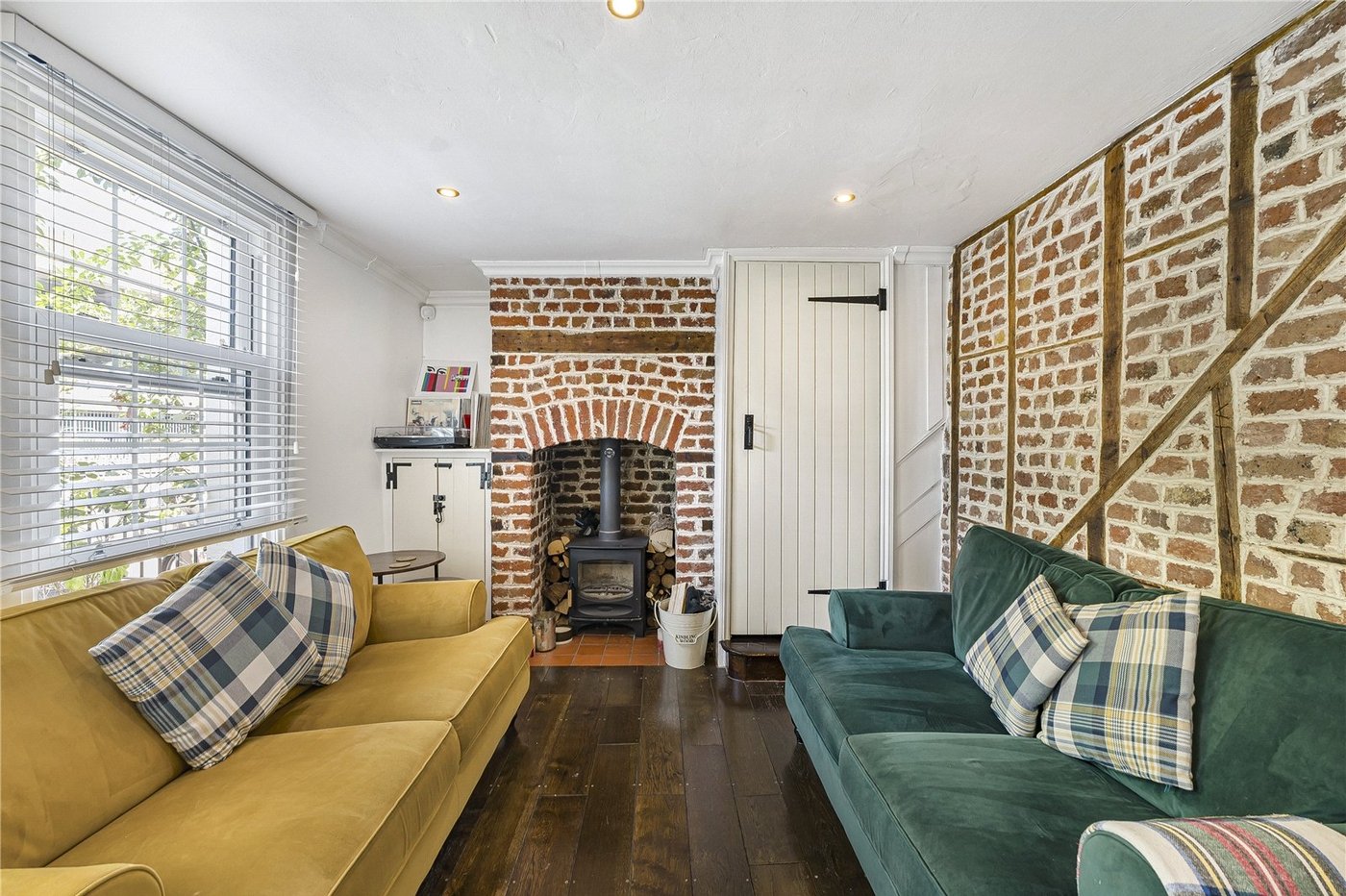 2 bedroom house for sale in Dartford | Robinson Jackson