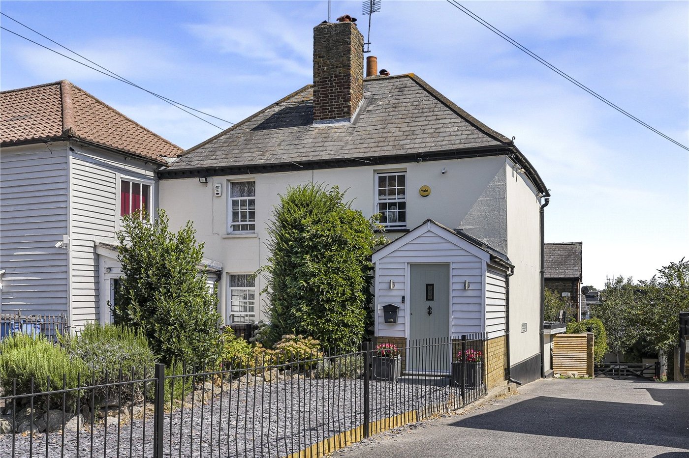 2 bedroom house for sale in Dartford | Robinson Jackson
