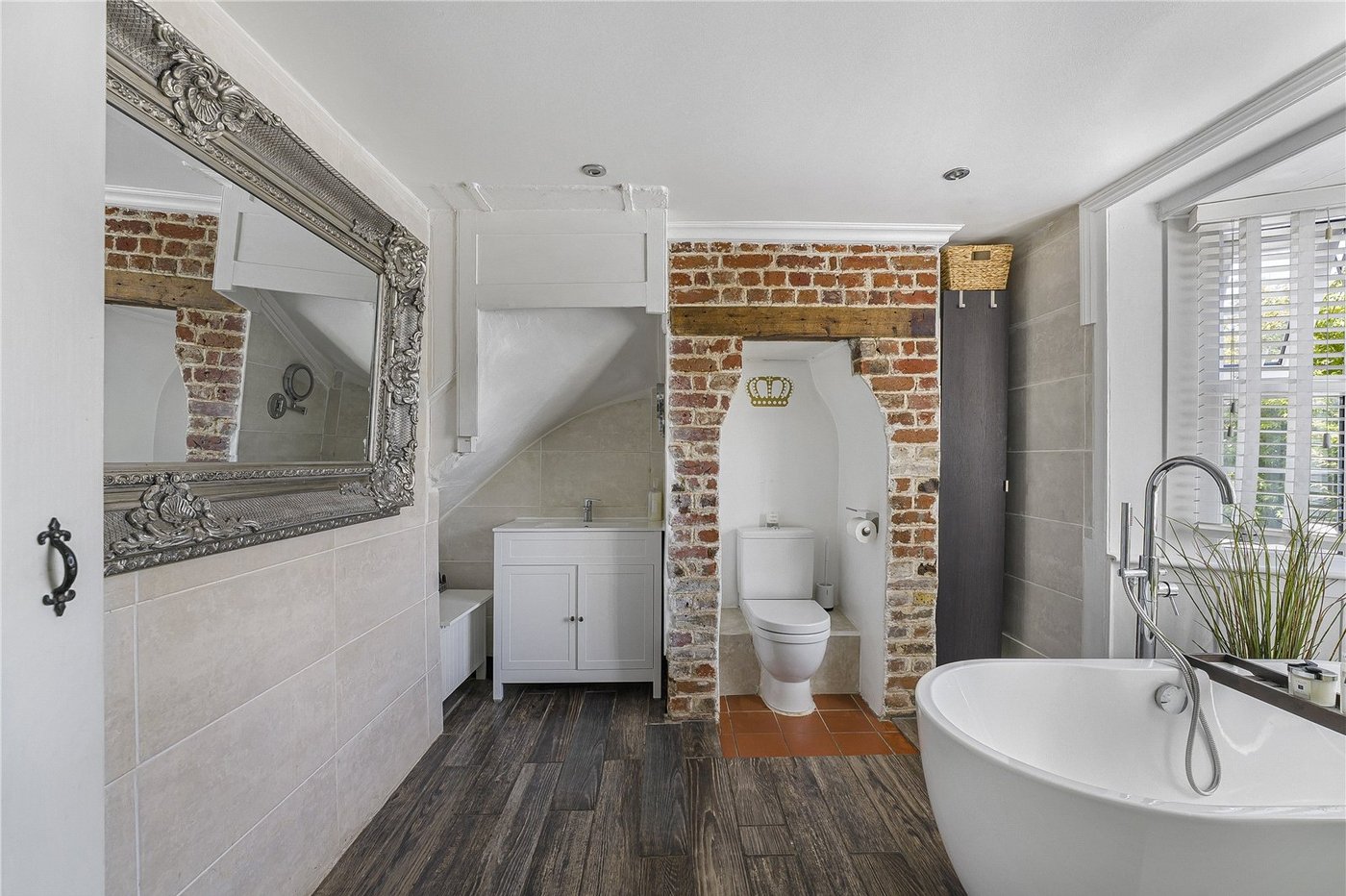 2 bedroom house for sale in Dartford | Robinson Jackson