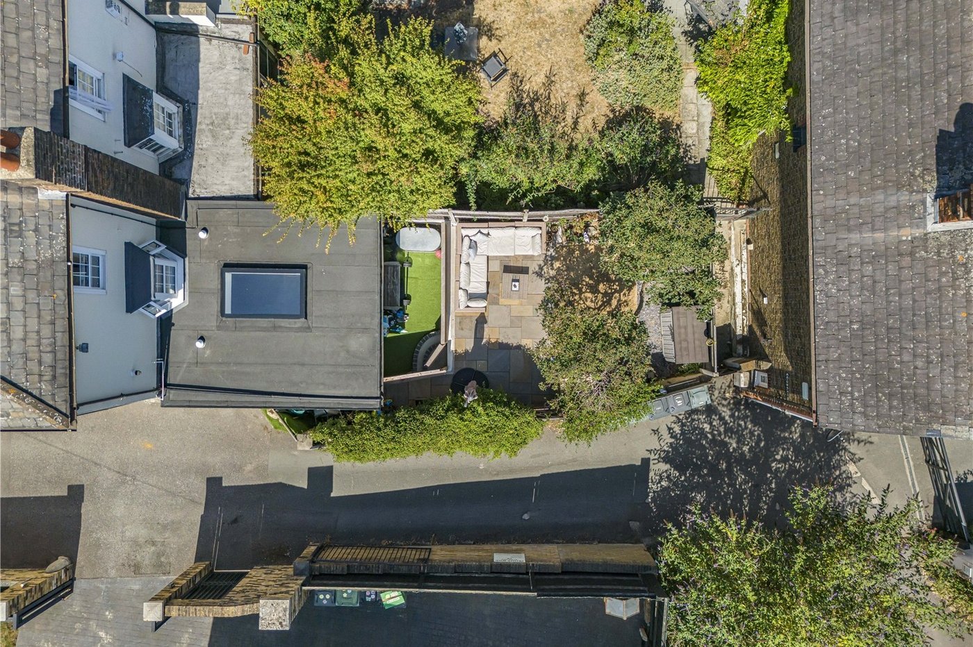 2 bedroom house for sale in Dartford | Robinson Jackson