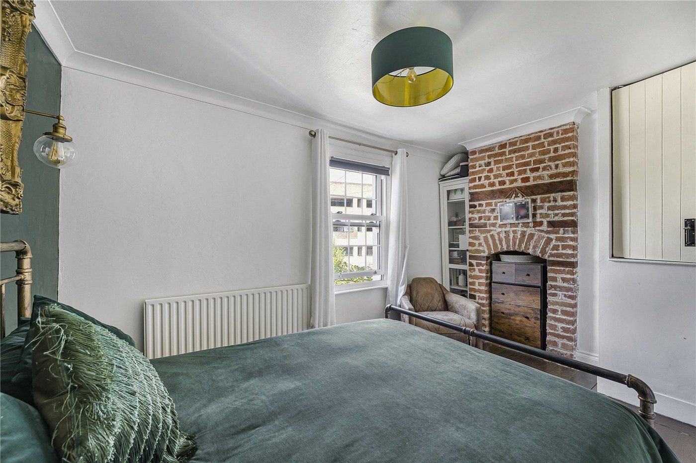 2 bedroom house for sale in Dartford | Robinson Jackson