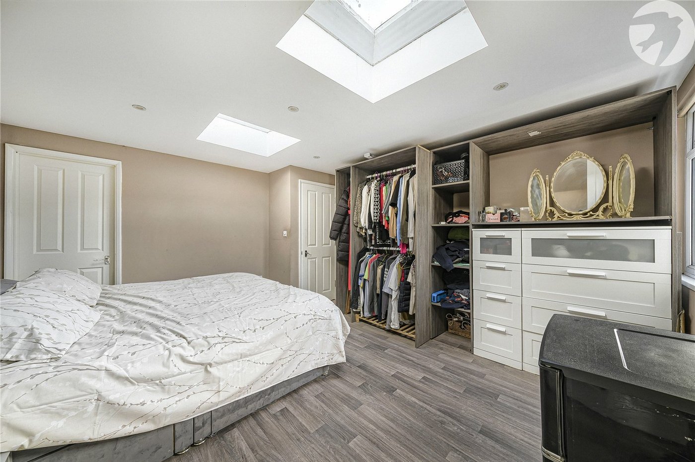 4 bedroom house for sale in Dartford | Robinson Jackson