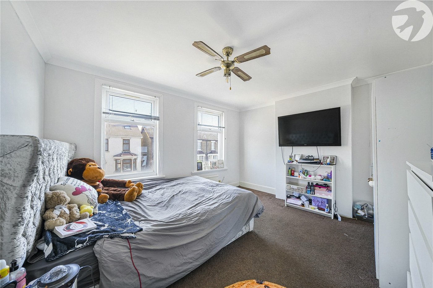 4 bedroom house for sale in Dartford | Robinson Jackson