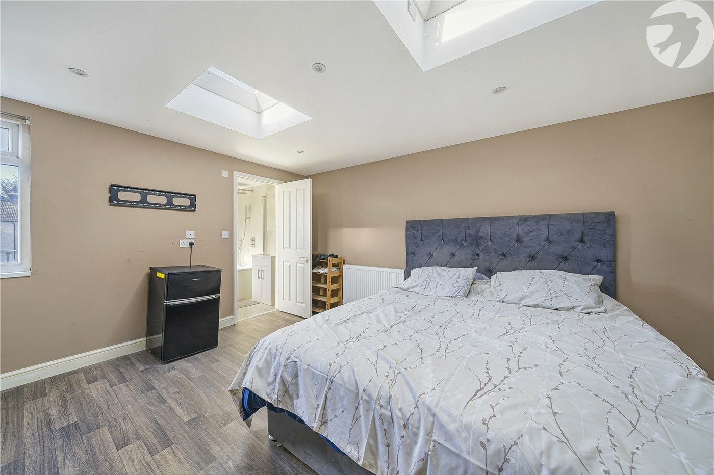 4 bedroom house for sale in Dartford | Robinson Jackson