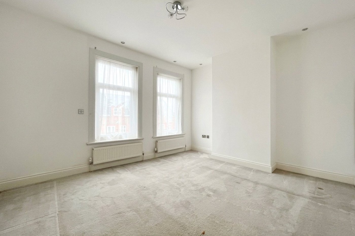 3 bedroom house for sale in Frindsbury | Robinson Michael & Jackson