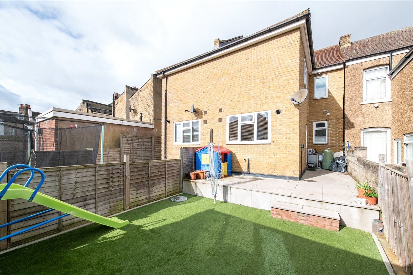 house for sale in Gravesend, Kent, DA12 Robinson Michael & Jackson