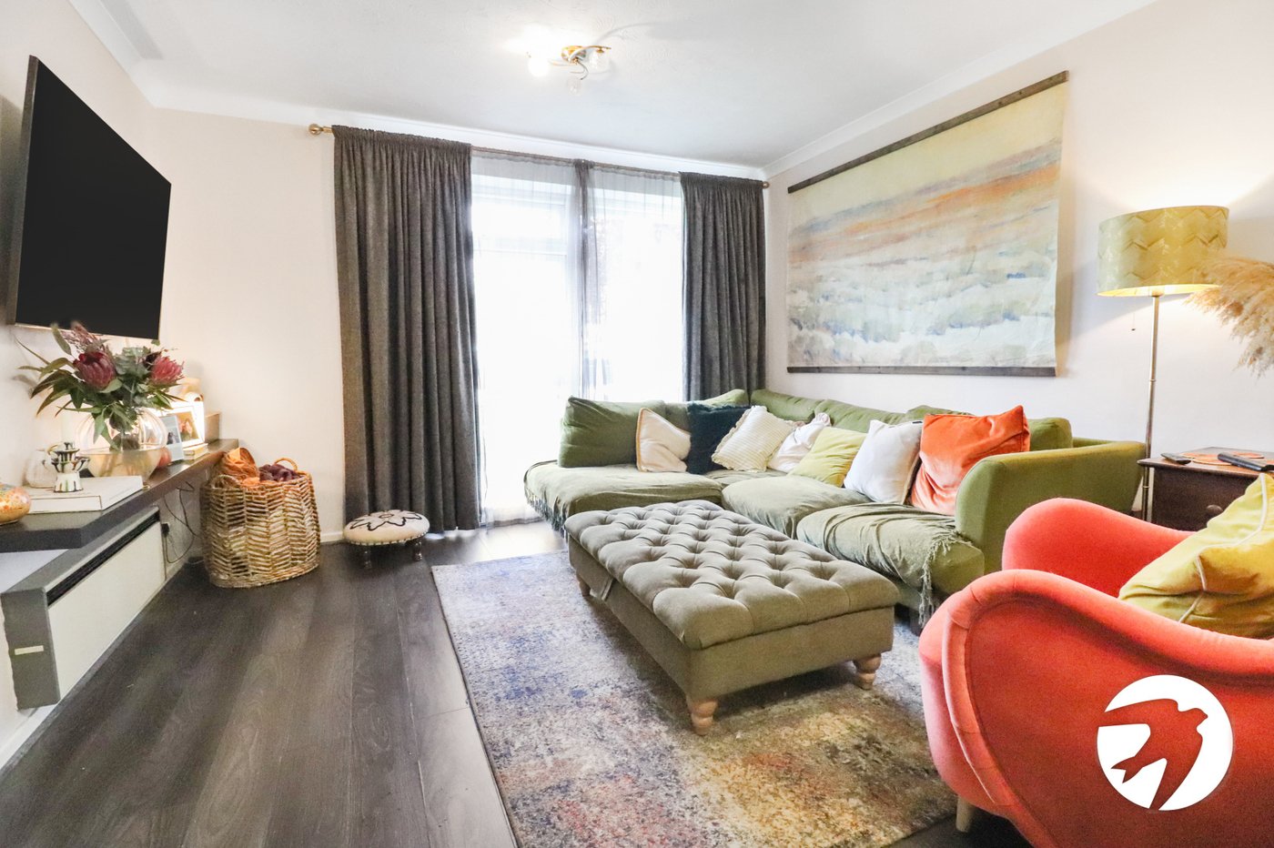 1 bedroom property for sale in Essenden Road | Robinson Jackson