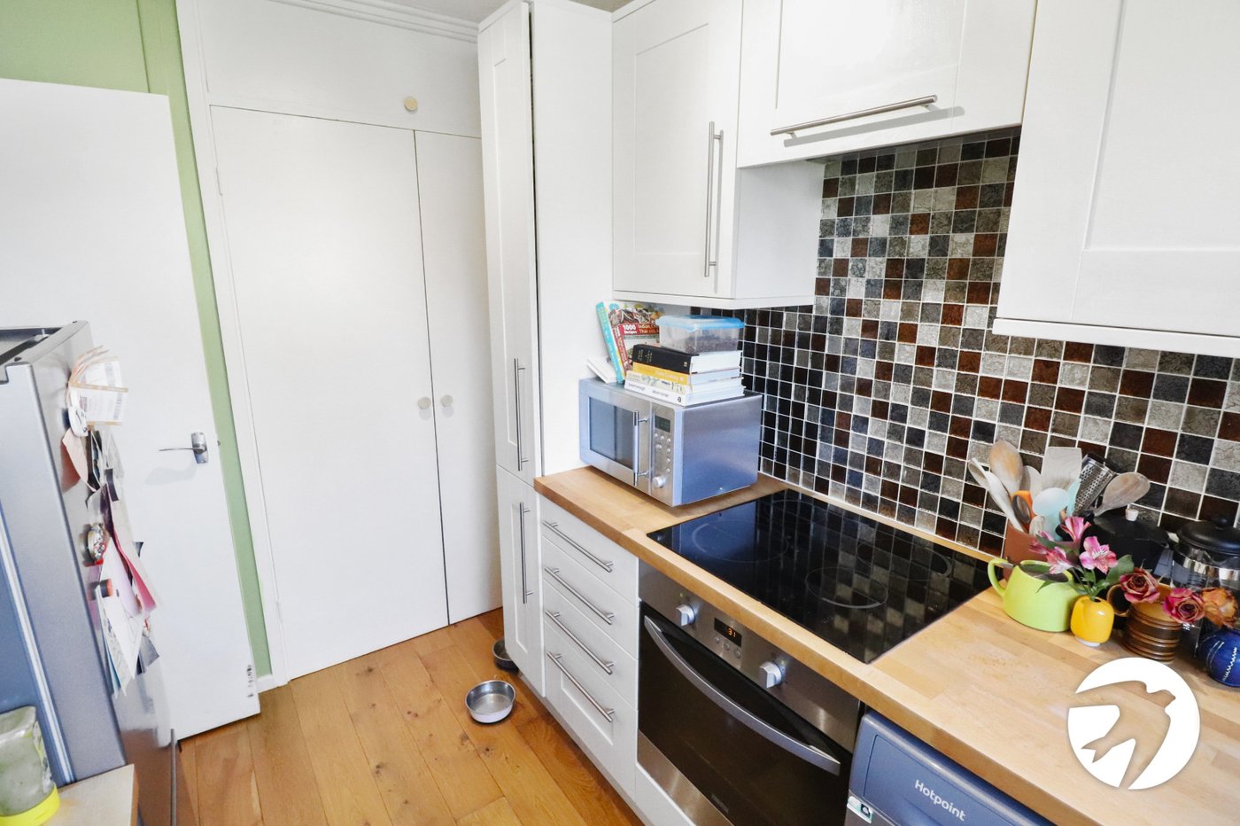 1 bedroom property for sale in Essenden Road | Robinson Jackson