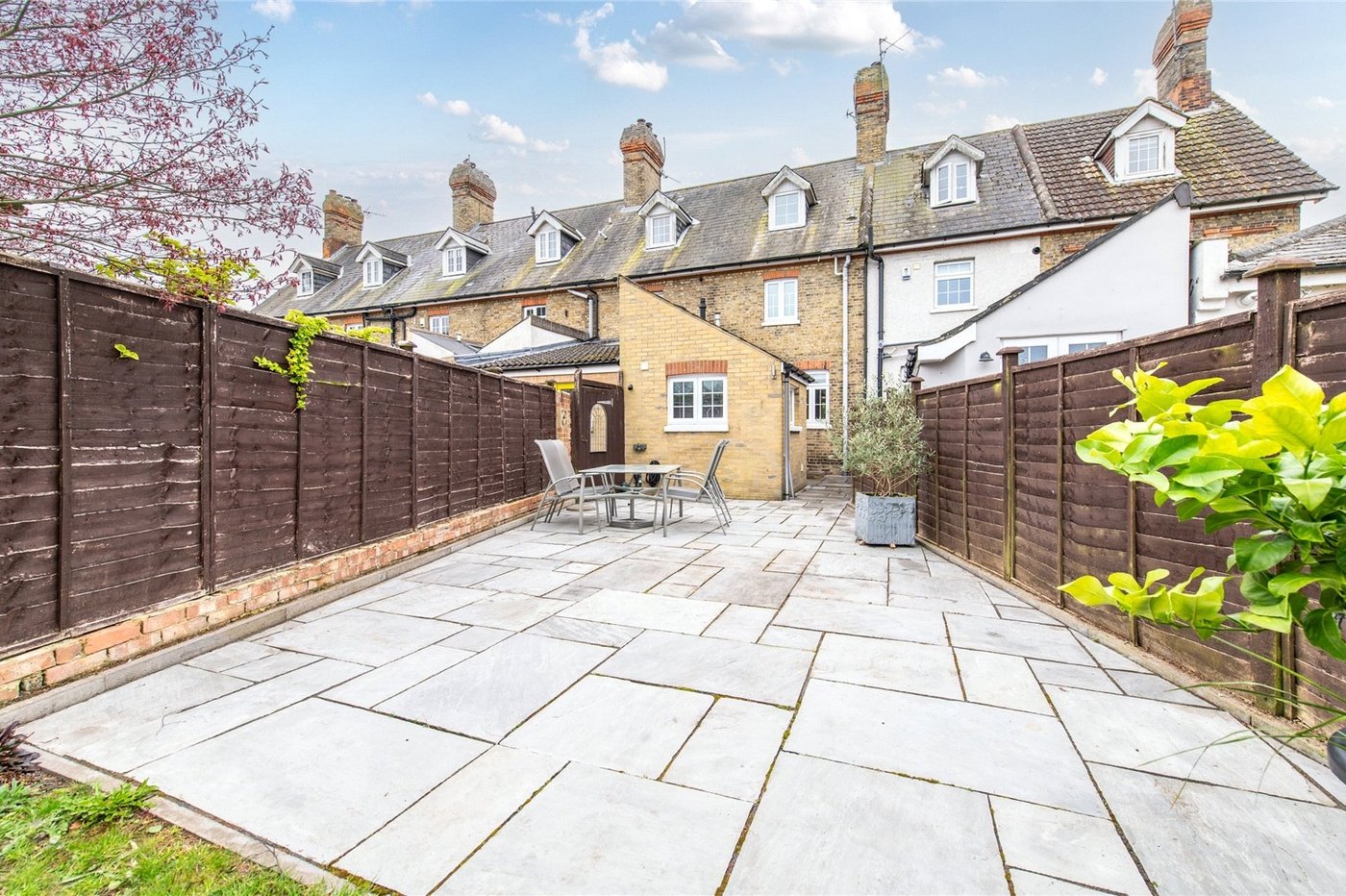 3 bedroom house for sale in Crutches Lane | Robinson Michael & Jackson