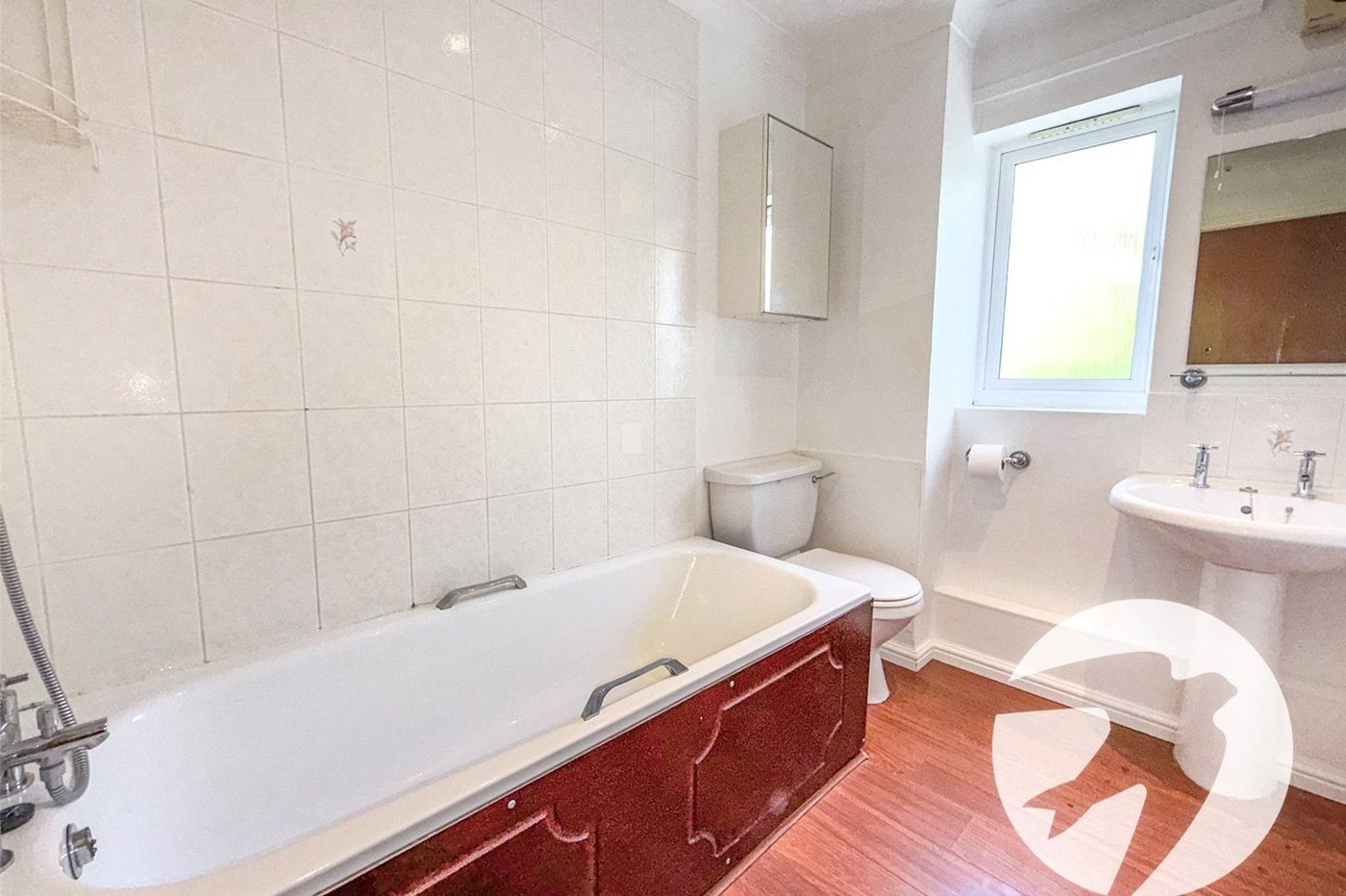2 bedroom property for sale in London | Robinson Jackson