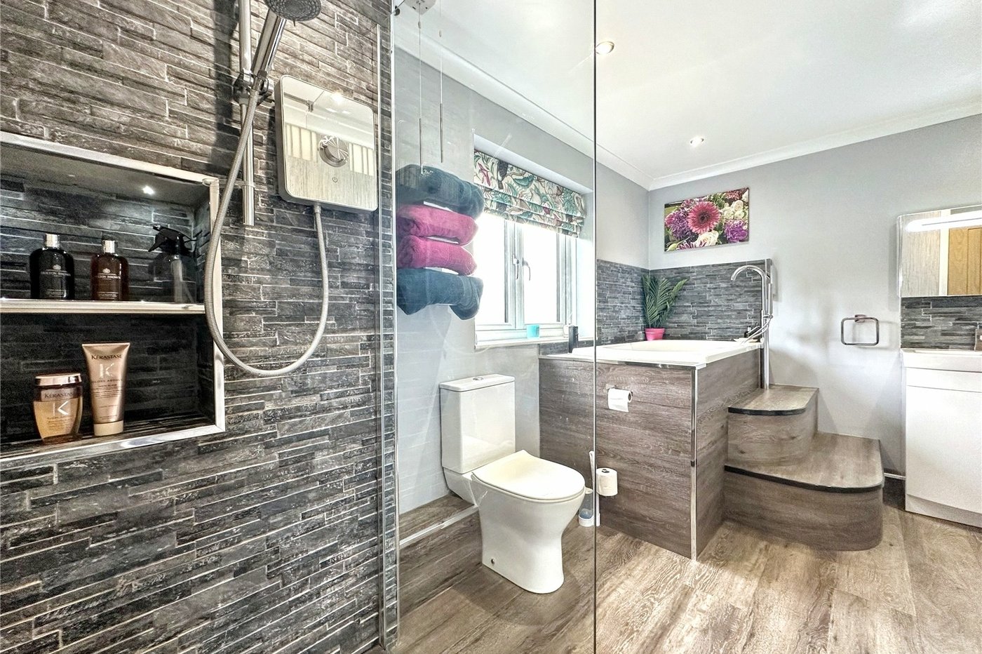 3 bedroom house for sale in Rainham | Robinson Michael & Jackson