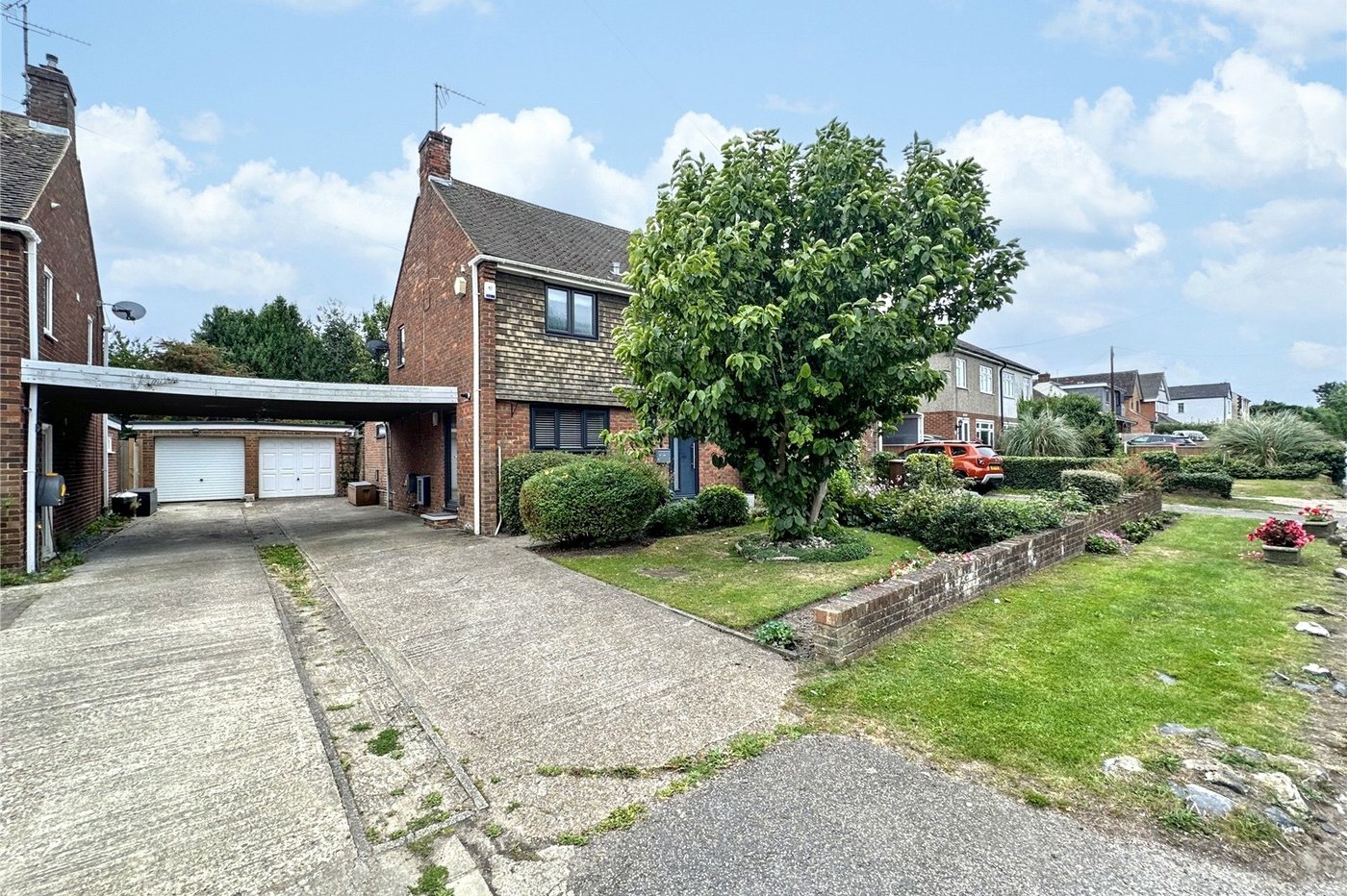 3 bedroom house for sale in Rainham | Robinson Michael & Jackson