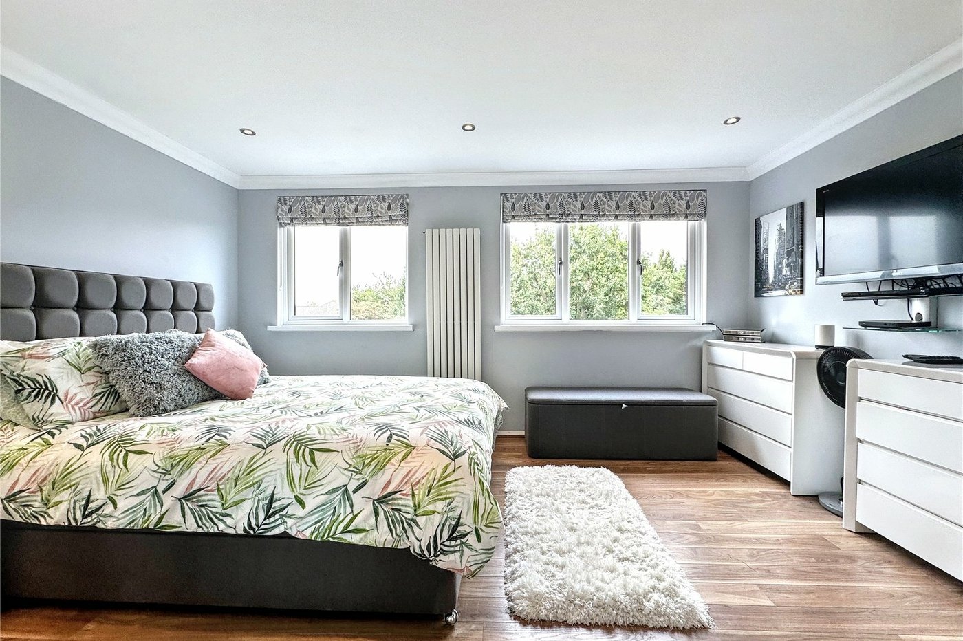 3 bedroom house for sale in Rainham | Robinson Michael & Jackson