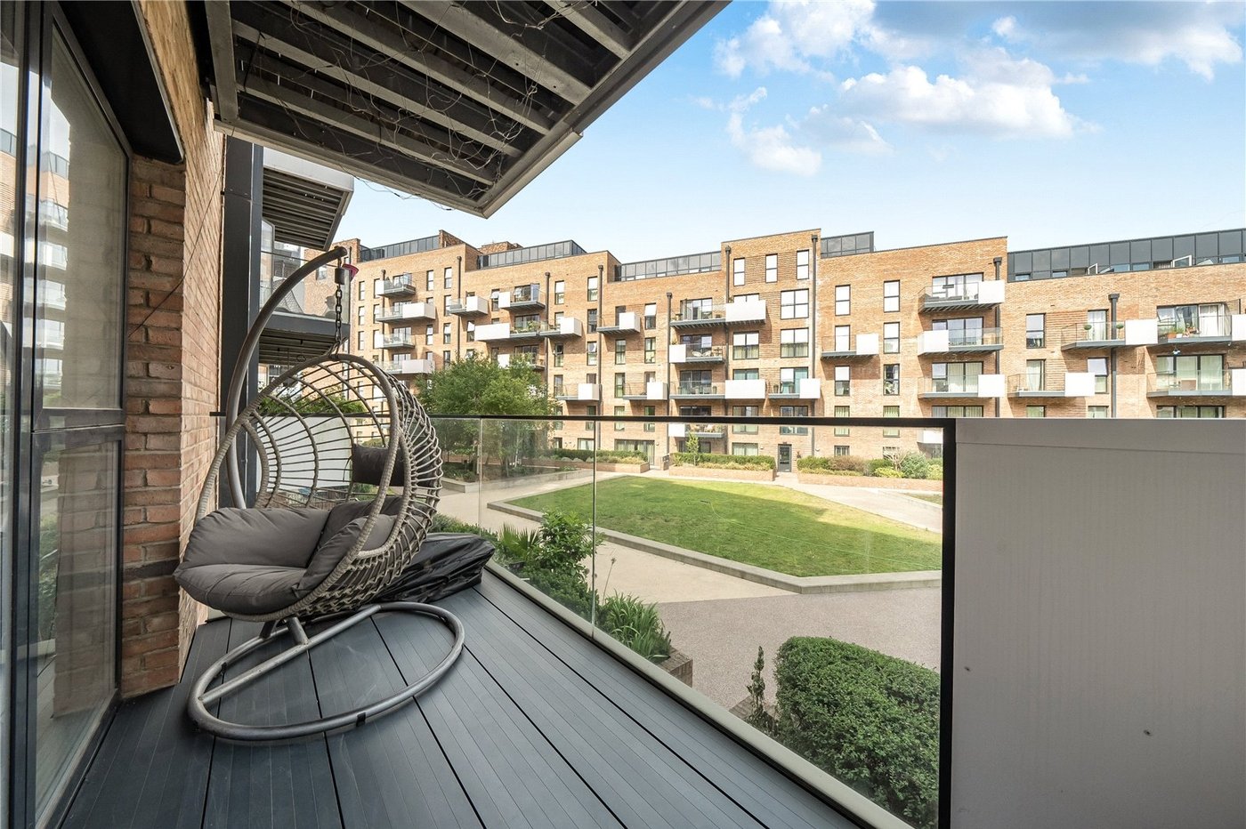 2 bedroom property for sale in Sydenham | Robinson Jackson